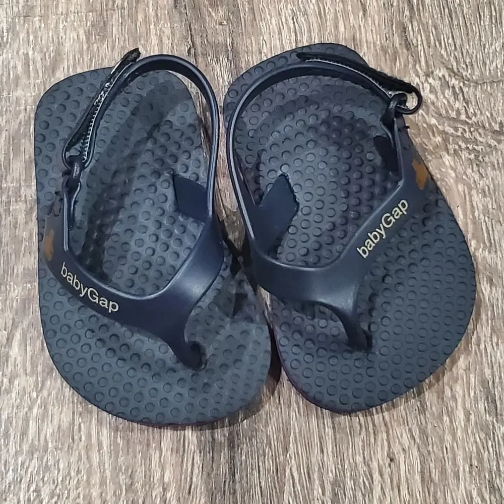 Baby GAP Flip Flops Size 0-3M Baby Navy Flip Flops